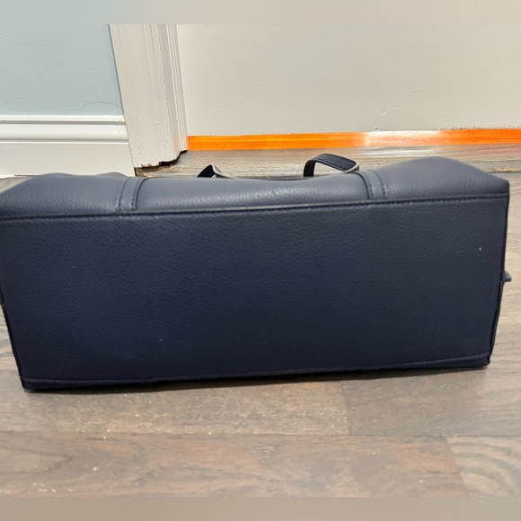 Tory Burch PERRY TRIPLE-COMPARTMENT TOTE BAG - Picture 7 of 7